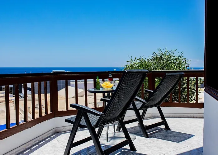 Penthouse Ocean View بويرتو ذيل كارمين