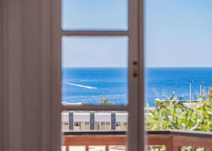 Penthouse Ocean View شقة بويرتو ذيل كارمين